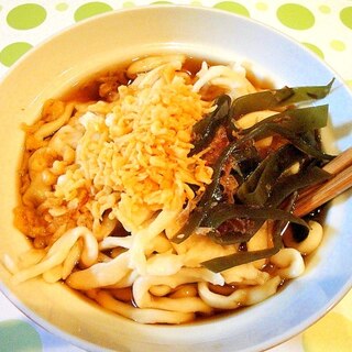 子供と一緒にふみふみ！HBや米粉などで簡単「手打ちうどん」レシピ5選